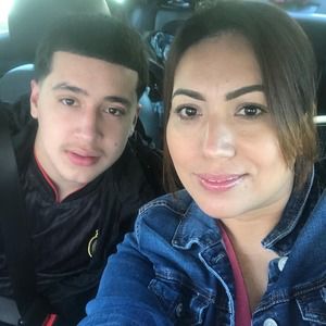 Meet your Posher, Luis